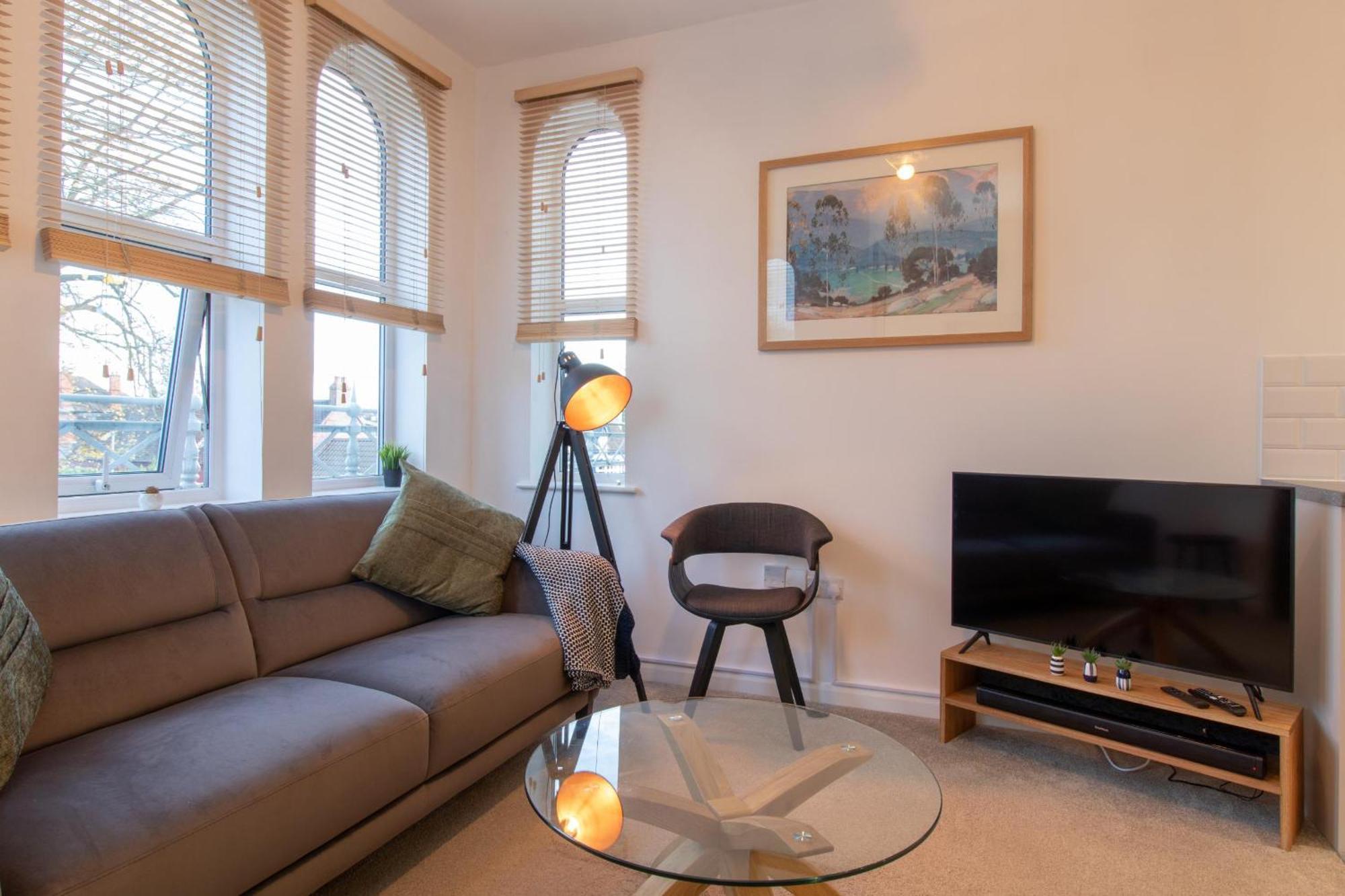 Crescent House Apartments Telford Bilik gambar