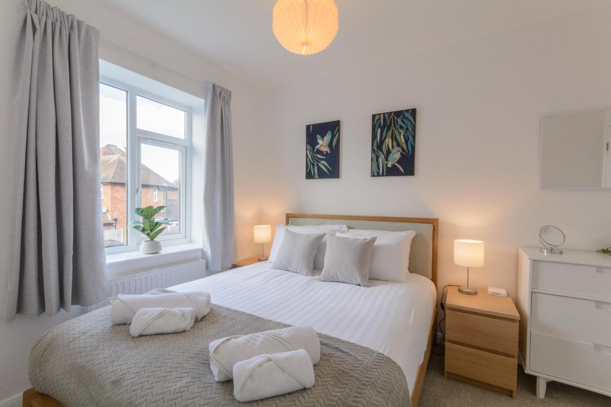 Crescent House Apartments Telford Bilik gambar